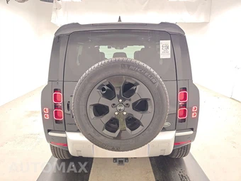 2023 Land Rover Defender 110 SE - miniatura 5
