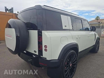 2023 Land Rover Defender 110 SE - miniatura 3
