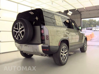 2023 Land Rover Defender 110 SE - miniatura 4