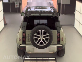 2023 Land Rover Defender 110 SE - miniatura 5