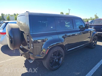 2023 Land Rover Defender 110 V8 - miniatura 4