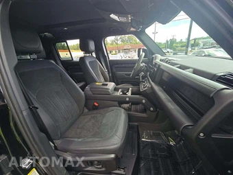 2023 Land Rover Defender 110 V8 - miniatura 15