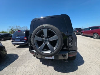 2023 Land Rover Defender 110 V8 - miniatura 5