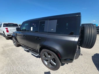 2023 Land Rover Defender 110 V8 - miniatura 6