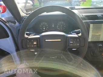 2023 Land Rover Defender 110 V8 - miniatura 10