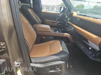 2023 Land Rover Defender 110 X-Dynamic SE - miniatura 8