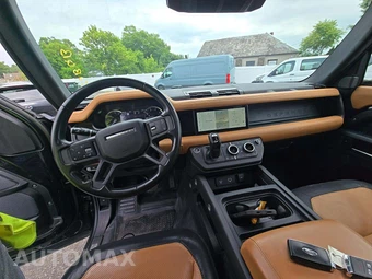 2023 Land Rover Defender 110 X-Dynamic SE - miniatura 10