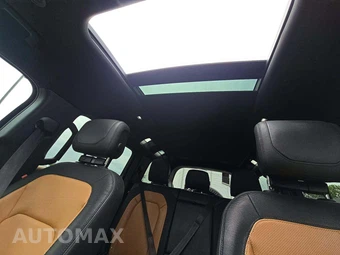 2023 Land Rover Defender 110 X-Dynamic SE - miniatura 11