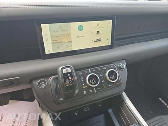2023 Land Rover Defender 110 X-Dynamic SE - miniatura 10