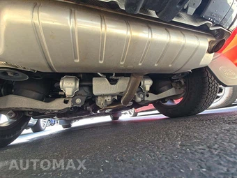 2023 Land Rover Defender 110 X-Dynamic SE - miniatura 15