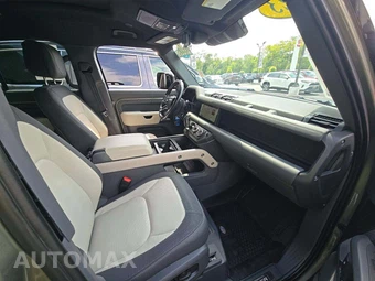 2023 Land Rover Defender 110 X-Dynamic SE - miniatura 18