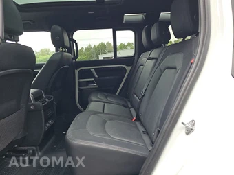 2023 Land Rover Defender 110 X-Dynamic SE - miniatura 13