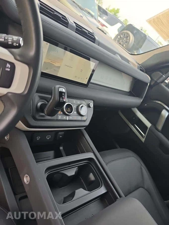 2023 Land Rover Defender 110 X-Dynamic SE - miniatura 9