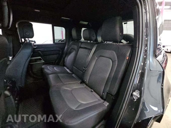 2023 Land Rover Defender 110 X-Dynamic SE - miniatura 13