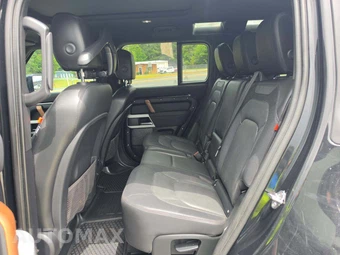2023 Land Rover Defender 110 X-Dynamic SE - miniatura 13