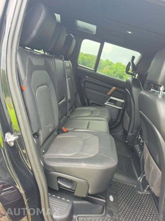 2023 Land Rover Defender 110 X-Dynamic SE - miniatura 16