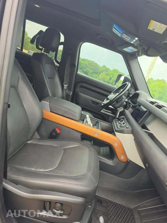 2023 Land Rover Defender 110 X-Dynamic SE - miniatura 18