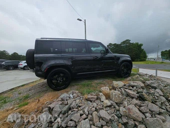 2023 Land Rover Defender 110 X-Dynamic SE - miniatura 4