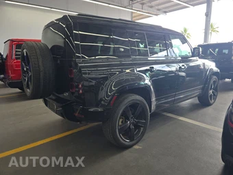 2023 Land Rover Defender 110 X-Dynamic SE - miniatura 4