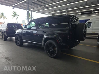 2023 Land Rover Defender 110 X-Dynamic SE - miniatura 6