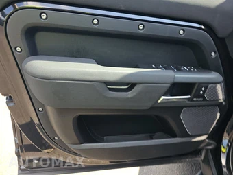 2023 Land Rover Defender 110 X-Dynamic SE - miniatura 9