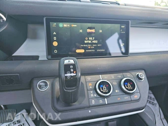 2023 Land Rover Defender 110 X-Dynamic SE – miniatura 10