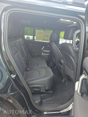 2023 Land Rover Defender 110 X-Dynamic SE - miniatura 13