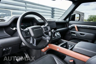 2023 Land Rover Defender 110 X - miniatura 2