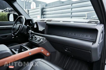 2023 Land Rover Defender 110 X - miniatura 45