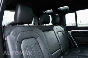 2023 Land Rover Defender 110 X - miniatura 48