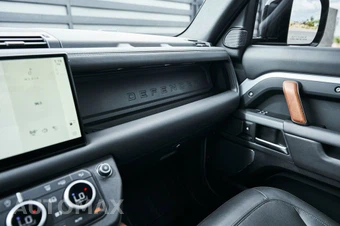 2023 Land Rover Defender 110 X - miniatura 77