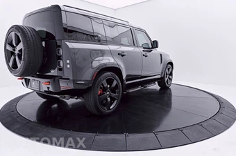 2023 Land Rover Defender 110 X - miniatura 15
