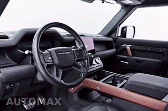 2023 Land Rover Defender 110 X - miniatura 2