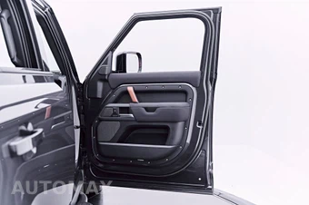2023 Land Rover Defender 110 X - miniatura 35