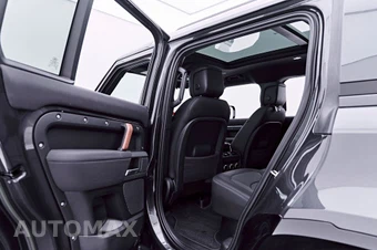 2023 Land Rover Defender 110 X - miniatura 41