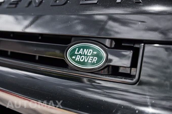 2023 Land Rover Defender 110 X - miniatura 7