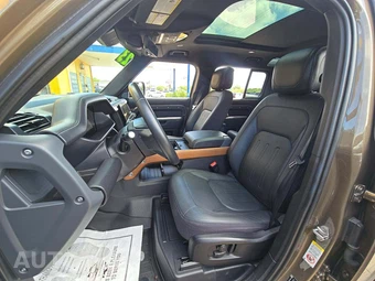 2023 Land Rover Defender 110 X - miniatura 6