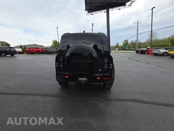 2023 Land Rover Defender 110 X - miniatura 4