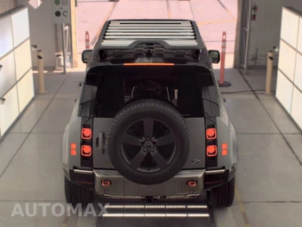 2023 Land Rover Defender 110 X - miniatura 5