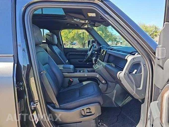 2023 Land Rover Defender 110 X - miniatura 18