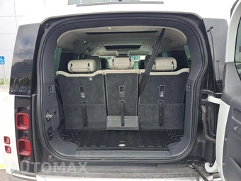 2023 Land Rover Defender 130 First Edition - miniatura 15