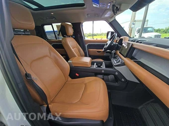 2023 Land Rover Defender 130 S – miniatura 19