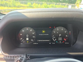 2023 Land Rover Defender 130 SE - miniatura 12