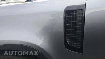 2023 Land Rover Defender 130 SE - miniatura 25