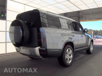 2023 Land Rover Defender 130 SE - miniatura 4