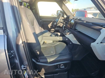 2023 Land Rover Defender 130 SE - miniatura 8