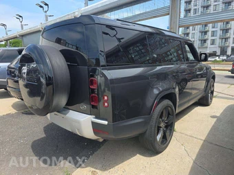2023 Land Rover Defender 130 SE - miniatura 3