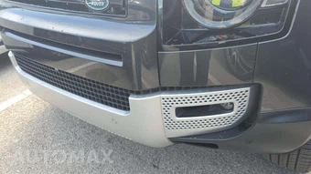 2023 Land Rover Defender 130 SE - miniatura 22