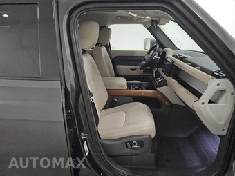 2023 Land Rover Defender 130 SE - miniatura 8