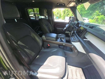 2023 Land Rover Defender 130 SE - miniatura 19